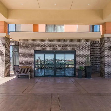 Hampton Inn & Suites Amarillo East-2