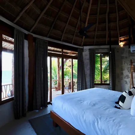 Casa Ganesh Beachfront Tulum Hotel-2