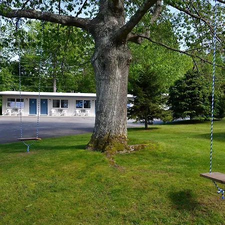 Bar Harbor Motel-2