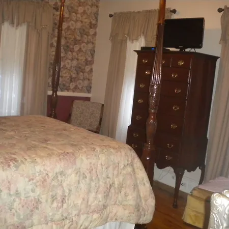 Fleetwood House Bed And Breakfast-3