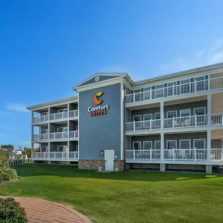 Comfort Suites Chincoteague Island Bayfront Resort-3