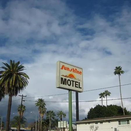 Sunshine Motel-2