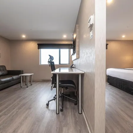 Hotel & Suites Le Dauphin Quebec-2
