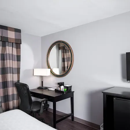 Carradoc Hall Hotel & Conference Center - Leesburg By The Red Collection-2