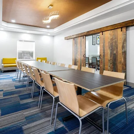 Holiday Inn Express & Suites Williamsburg By Ihg-3