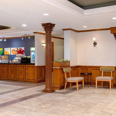 Quality Inn South Hill I-85-3