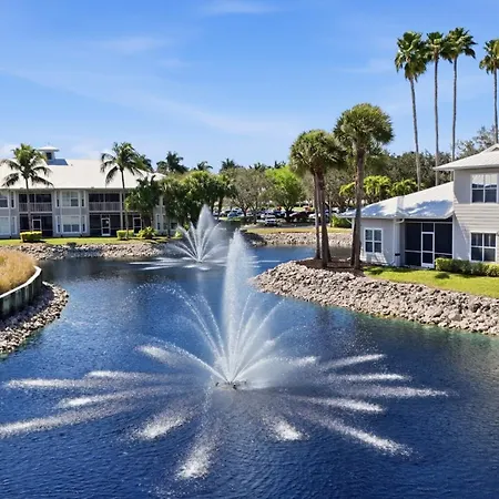 Greenlinks Golf Villas At Lely Resort-2