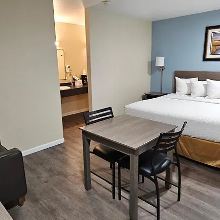 Travelodge By Wyndham Wenatchee-2