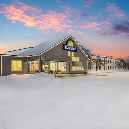 Days Inn By Wyndham International Falls-3