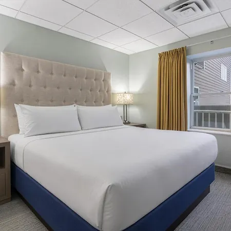 Cherry Tree Inn & Suites-3