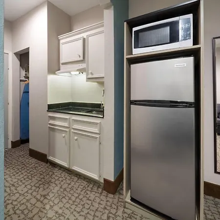 Baymont By Wyndham Texas City-3
