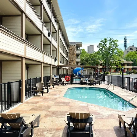 Best Western Johnson'S Inn Downtown Gatlinburg-2