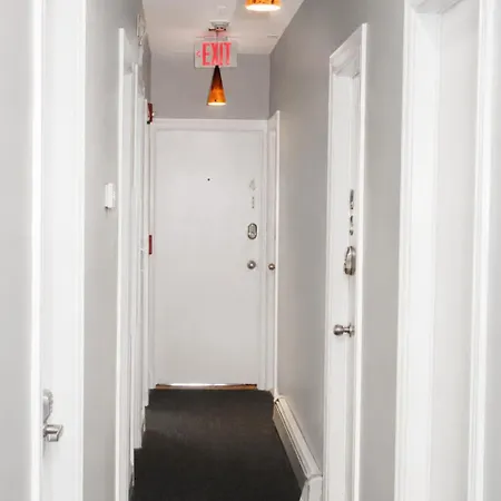 Stylish Downtown Studio In The Southend, C.Ave #43-3