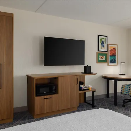 Hampton Inn Washington-Dulles International Airport South-2