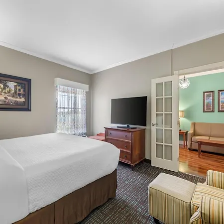 Best Western Plus Georgetown Inn & Suites-2