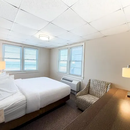 Majestic Hotel & Apartments-2