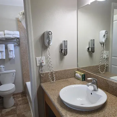 San Luis Inn And Suites-3