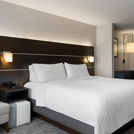 Holiday Inn Express Hotel & Suites Altoona-Des Moines By Ihg-2