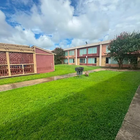 Express Inn & Suites Greensville Tx-3