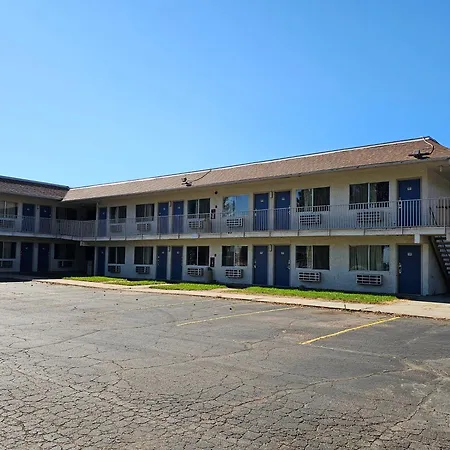 Motel 6-Mitchell, Sd-2