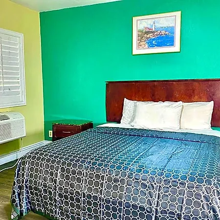 Long Beach Motel-2