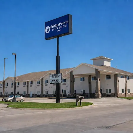 Bridgepointe Inn & Suites By Bphotels, Lincoln I-80 & 27Th St-3