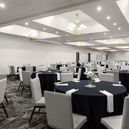 Embassy Suites By Hilton Cincinnati Northeast - Blue Ash-2