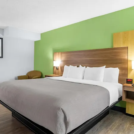 Quality Inn & Suites Greenville - Haywood Mall-3
