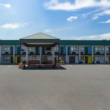 Days Inn By Wyndham Natchitoches-2