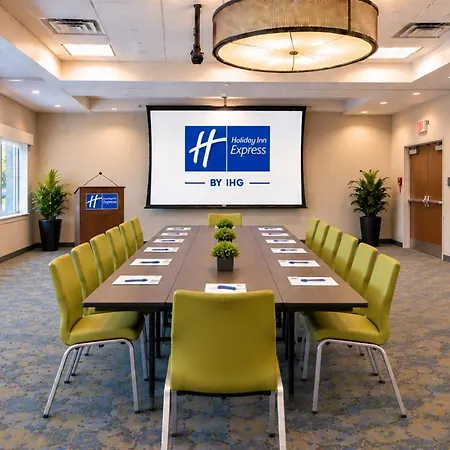 Holiday Inn Express & Suites Boise Airport By Ihg-3