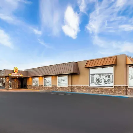 Super 8 By Wyndham Fallon-3