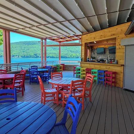 Surfside On The Lake-2