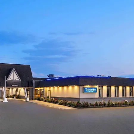 Travelodge By Wyndham Gaylord-2
