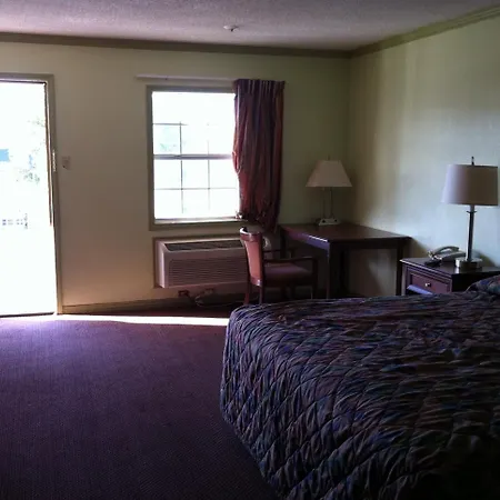 Victorian Inn Midland-2