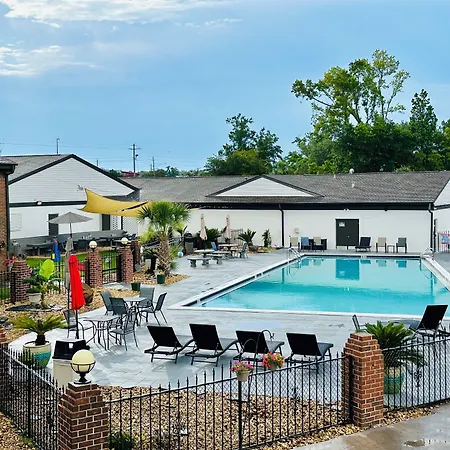 At Home Inn - Pensacola-2