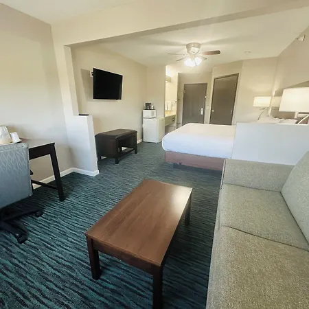 Bridgepointe Inn & Suites By Bphotels, Lincoln I-80 & 27Th St-2