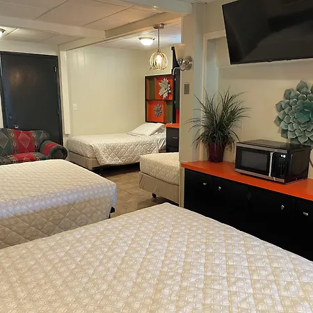 Simmons Motel And Suites-2