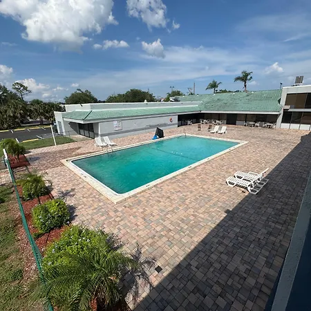Budget Inn Sanford International Airport-2