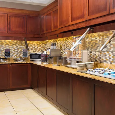 Residence Inn Kansas City Airport-3
