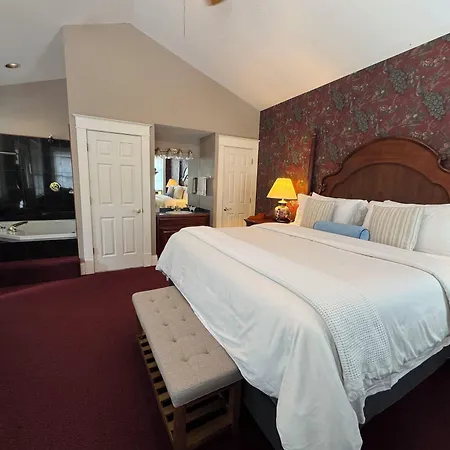 China Clipper Inn (Adults Only)-2