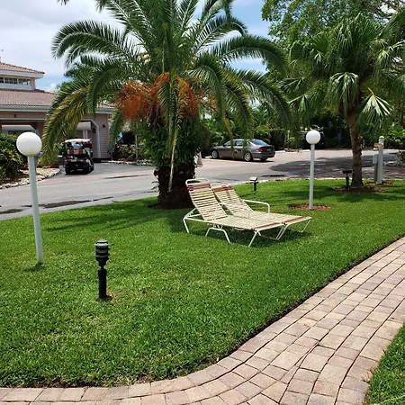 Tropical Beach Resorts - Sarasota-2