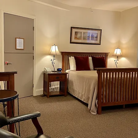 Oasis Guest House-3