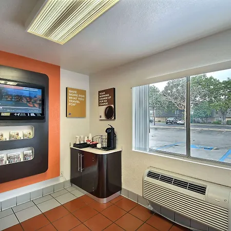 Motel 6-San Marcos, Tx-2