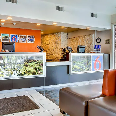 Motel 6-Coos Bay, Or-3