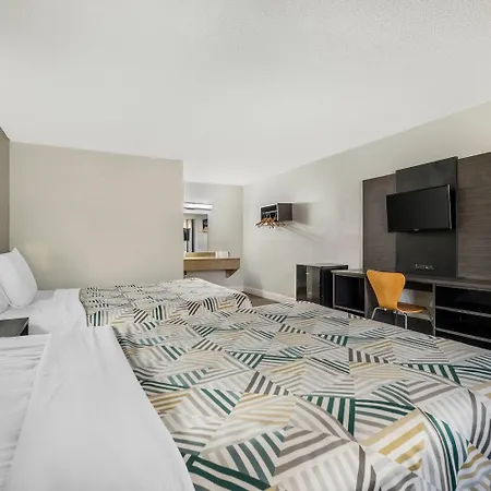 Travelodge By Wyndham Norfolk Airport-3