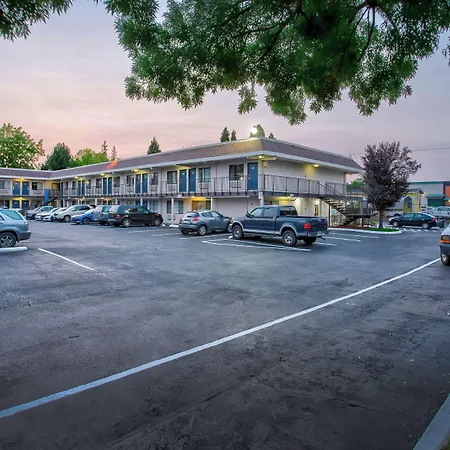 Motel 6-Salem, Or-3