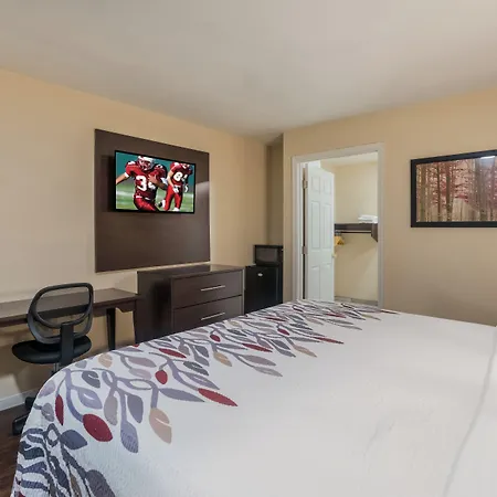 Red Roof Inn Stockton-2