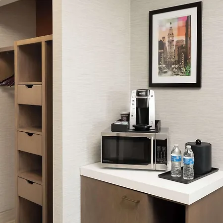 Hilton Garden Inn Philadelphia Center City-2