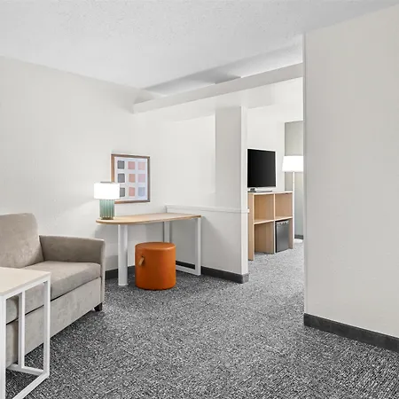 Spark By Hilton Traverse City-3