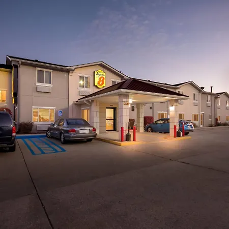Super 8 By Wyndham Bloomington University Area-3
